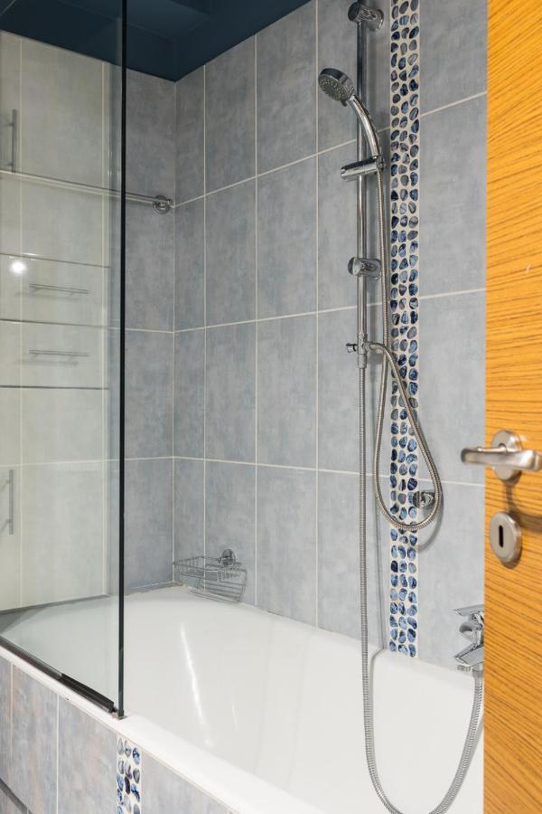 Athenian Stylish 2 Bdrm Apartment Zewnętrze zdjęcie